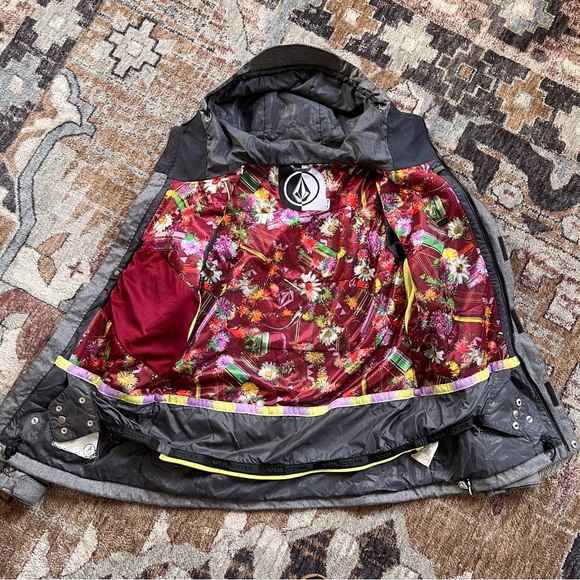 Volcom Shore Insulated Jacket - Picture 10 of 12